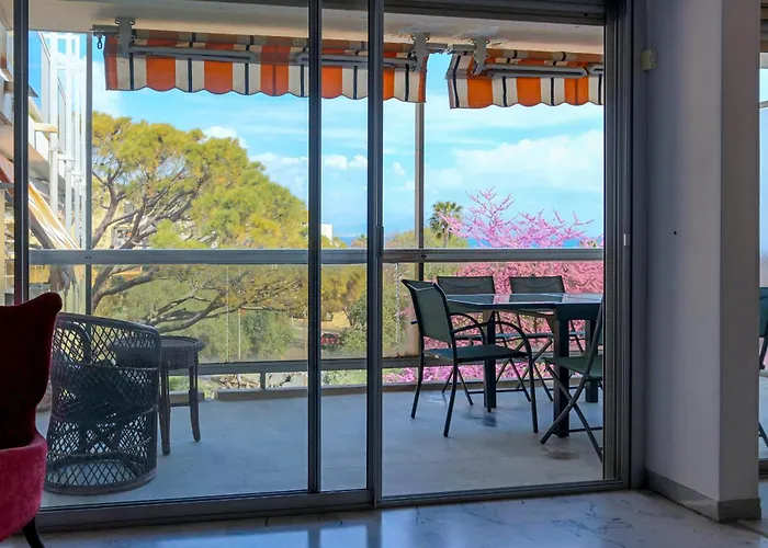 Apartment Beautiful Flat With Sea View Terrace Pool Parking Portative Ac- Benakey Antibes
