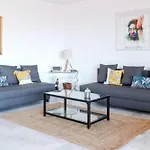 Beautiful Flat With Sea View Terrace Pool Parking Portative Ac- Benakey Antibes
