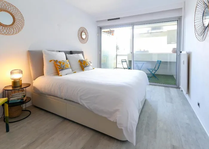 Beautiful Flat With Sea View Terrace Pool Parking Portative Ac- Benakey 公寓 *